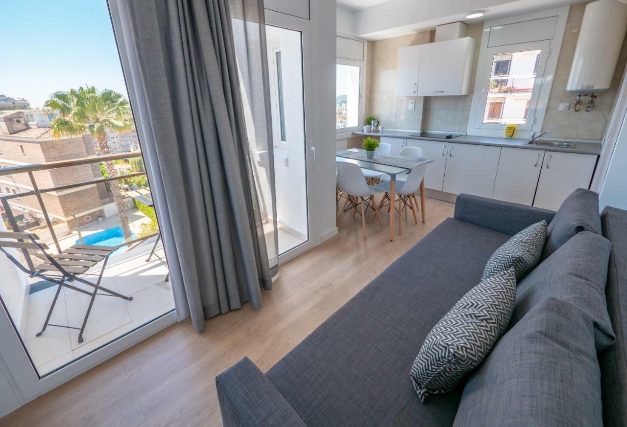 Apartamentos Ar Melrose Place Lloret de Mar Ngoại thất bức ảnh